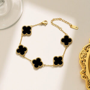 Stainless Steel Antitarnish Clover Alloy Bracelet