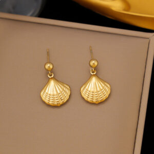 Elegant Shell Drop Earrings