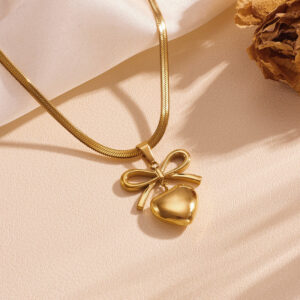 Elegant Bow Heart Necklace with Chain Pendant